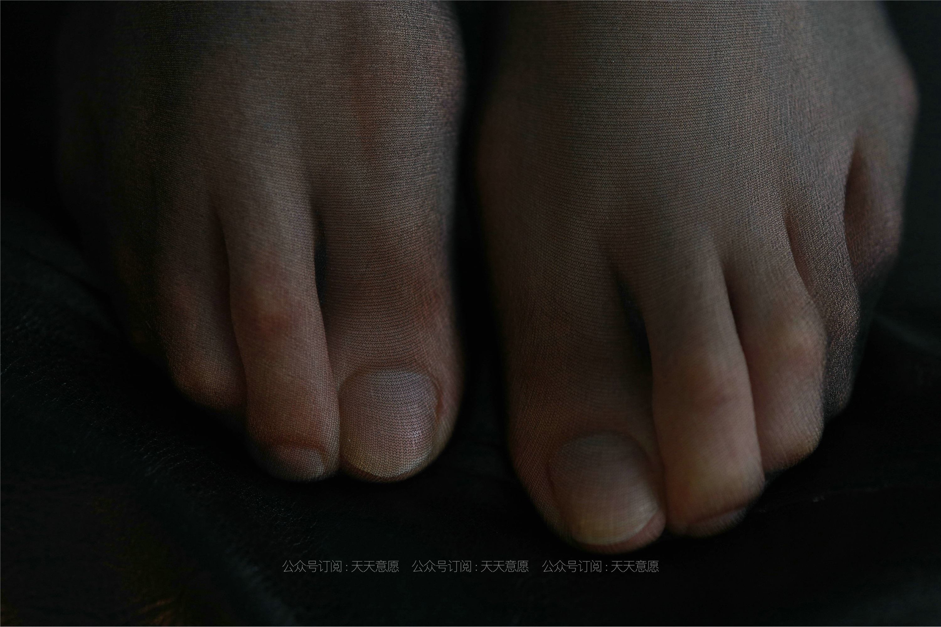 IESS异思趣向  2021.06.13 丝享家831：肉肉《长腿女制服》